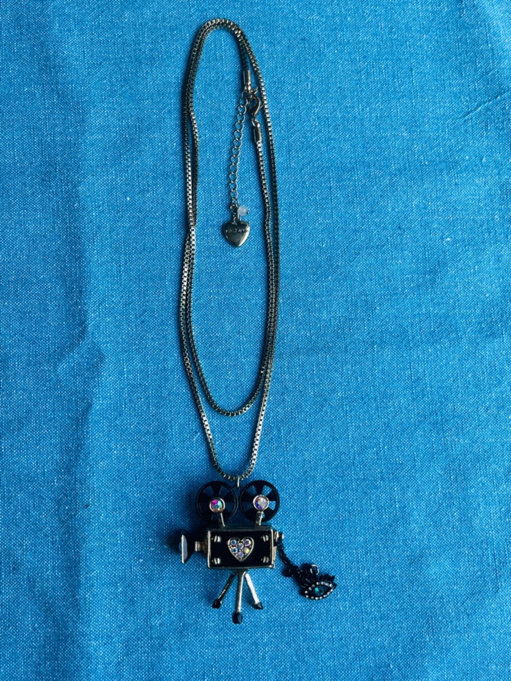 Vintage\Retired Betsey Johnson Film Noir Camera Pendant Necklace With Eye Charm
